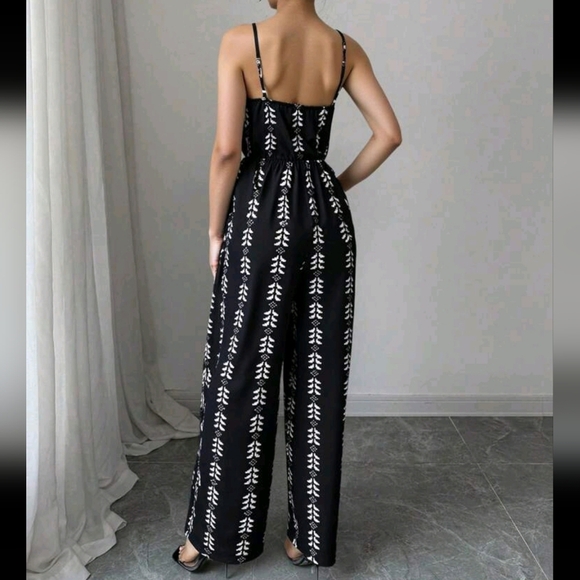 Women's Full Print Loose Casual Wide Leg Jumpsuit - Picture 2 of 4